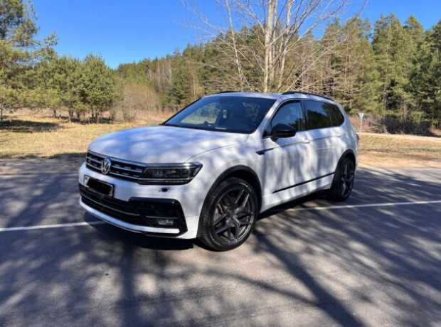 Volkswagen Tiguan Allspace II, 2020, пробег 73000 км Volkswagen Tiguan Allspace II, 2020, пробег 73000 км