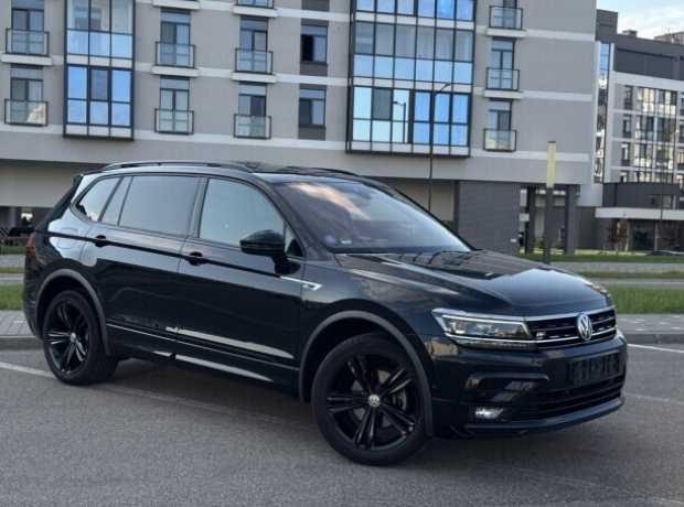 Volkswagen Tiguan Allspace II, 2021, пробег 179000 км