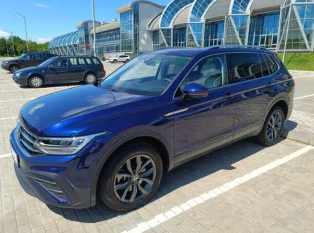 Volkswagen Tiguan Allspace II Рестайлинг, 2022, пробег 17971 км Volkswagen Tiguan Allspace II Рестайлинг, 2022, пробег 17971 км