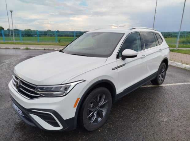 Volkswagen Tiguan Allspace II Рестайлинг, 2023, пробег 15026 км