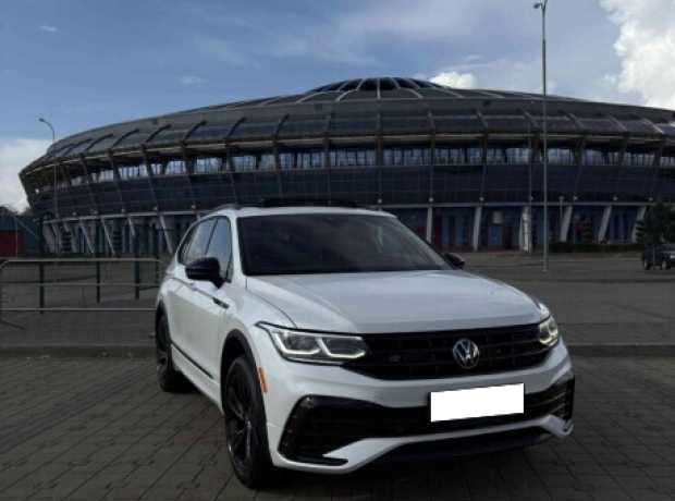 Volkswagen Tiguan Allspace II Рестайлинг, 2024, пробег 10000 км