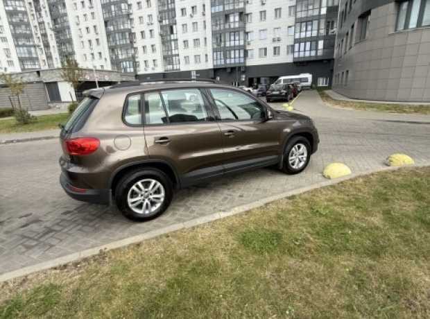 Volkswagen Tiguan I  Рестайлинг, 2016, пробег 80000 км