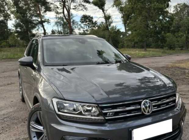 Volkswagen Tiguan II, 2019, пробег 199000 км