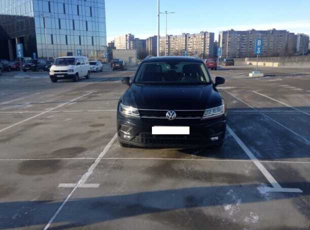 Volkswagen Tiguan II, 2019, пробег 49000 км