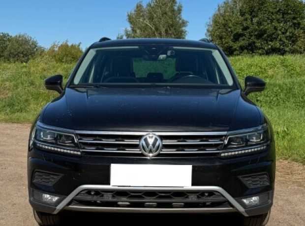 Volkswagen Tiguan II, 2020, пробег 113000 км Volkswagen Tiguan II, 2020, пробег 113000 км