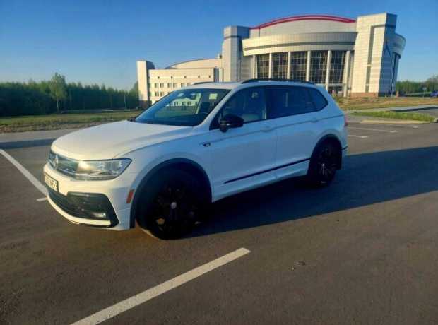 Volkswagen Tiguan II, 2020, пробег 57000 км