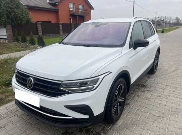 Volkswagen Tiguan II Рестайлинг, 2020, пробег 109000 км