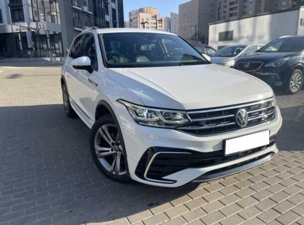 Volkswagen Tiguan II Рестайлинг, 2021, пробег 109900 км