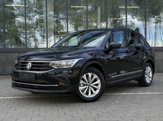 Volkswagen Tiguan II Рестайлинг, 2021, пробег 166800 км