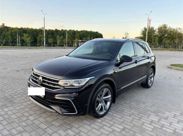 Volkswagen Tiguan II Рестайлинг, 2021, пробег 68800 км