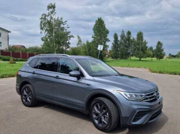 Volkswagen Tiguan II Рестайлинг, 2022, пробег 22000 км