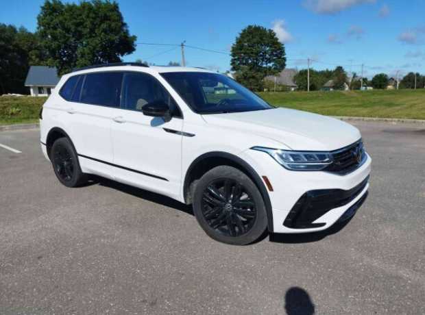 Volkswagen Tiguan II Рестайлинг, 2022, пробег 47123 км