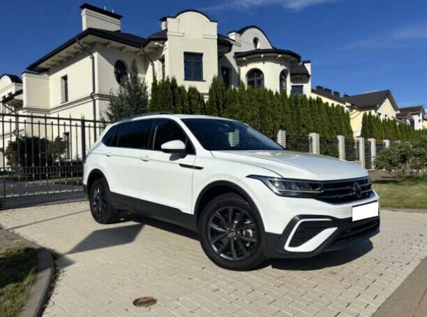 Volkswagen Tiguan II Рестайлинг, 2024, пробег 12000 км
