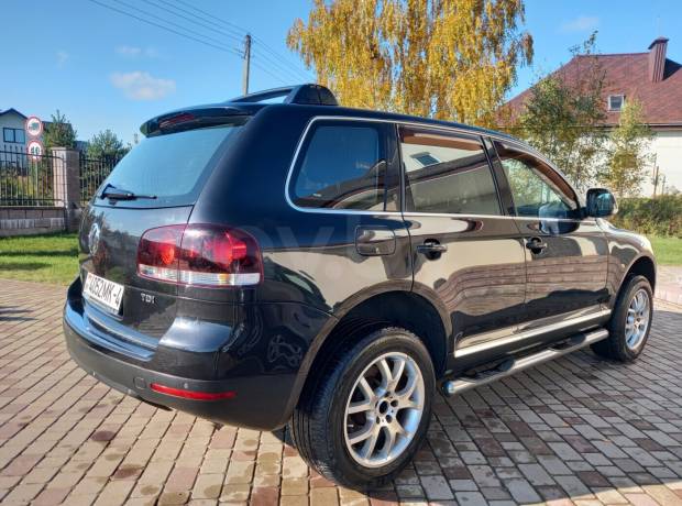 Volkswagen Touareg I Рестайлинг