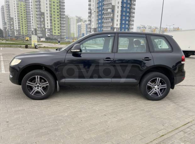 Volkswagen Touareg I Рестайлинг