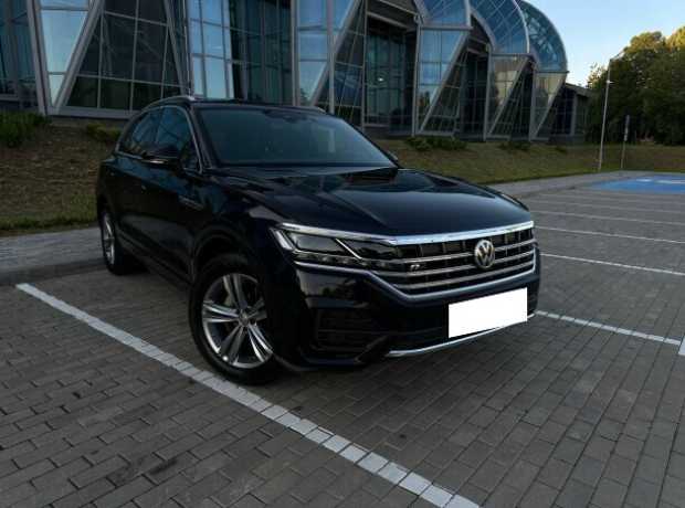 Volkswagen Touareg III, 2019, пробег 102800 км