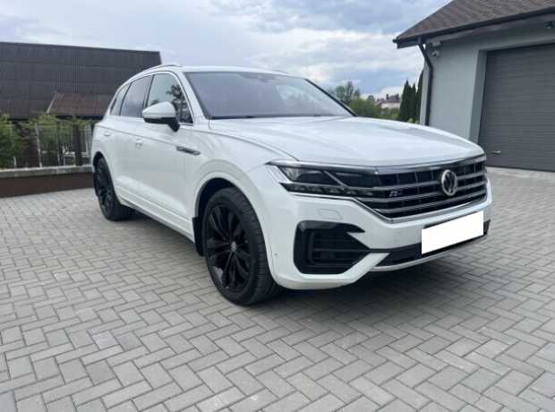 Volkswagen Touareg III, 2019, пробег 135000 км