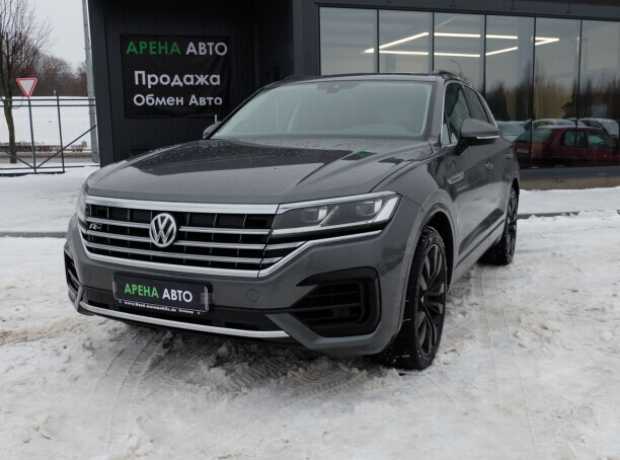 Volkswagen Touareg III, 2019, пробег 170000 км Volkswagen Touareg III, 2019, пробег 170000 км