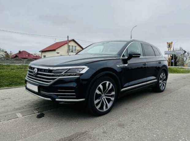 Volkswagen Touareg III, 2019, пробег 189754 км Volkswagen Touareg III, 2019, пробег 189754 км