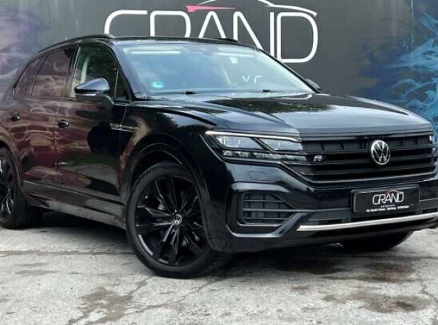 Volkswagen Touareg III, 2020, пробег 167000 км Volkswagen Touareg III, 2020, пробег 167000 км