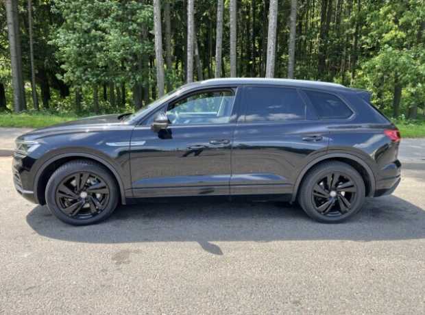 Volkswagen Touareg III, 2021, пробег 111000 км