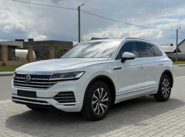 Volkswagen Touareg III, 2021, пробег 130000 км