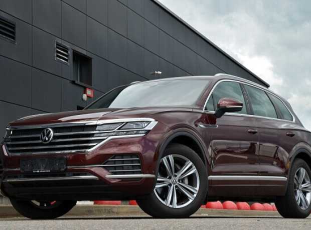Volkswagen Touareg III, 2022, пробег 15000 км