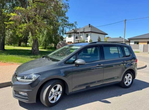 Volkswagen Touran II, 2016, пробег 180000 км