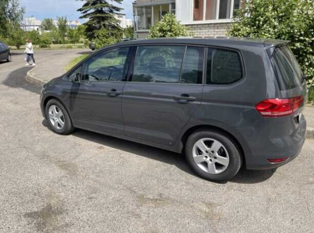 Volkswagen Touran II, 2018, пробег 182000 км