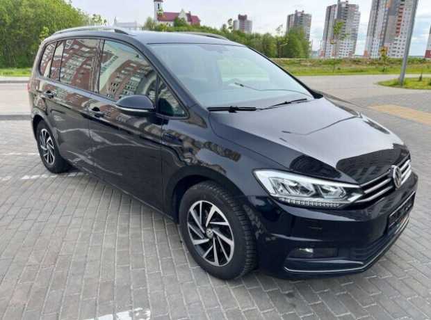 Volkswagen Touran II, 2019, пробег 209000 км