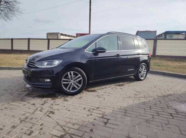 Volkswagen Touran II, 2019, пробег 232000 км