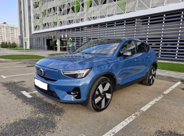 Volvo C40 I