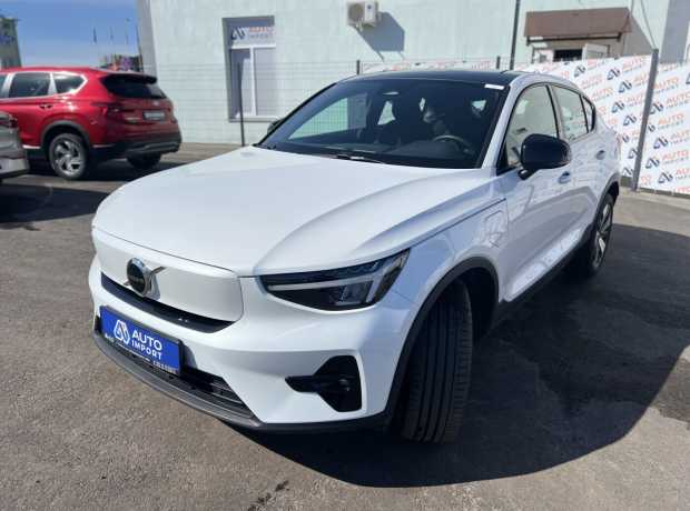 Volvo C40 I