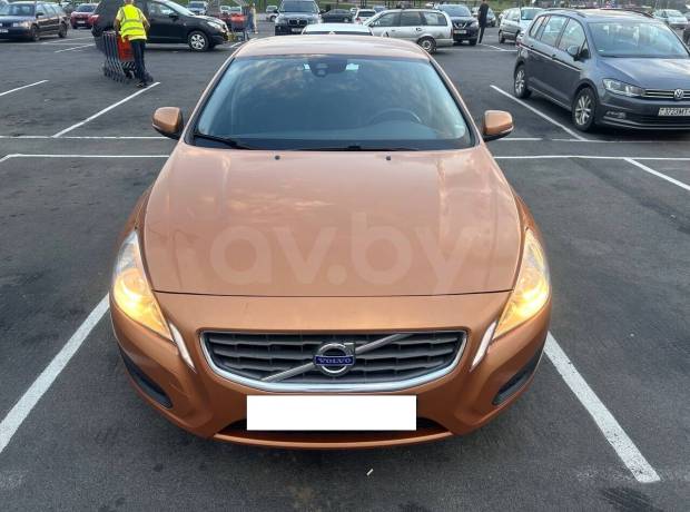 Volvo S60 II