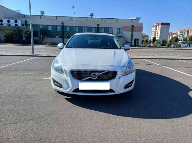 Volvo S60 II