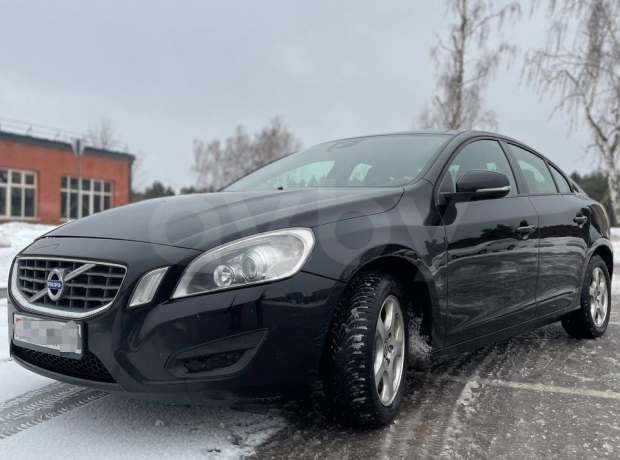 Volvo S60 II