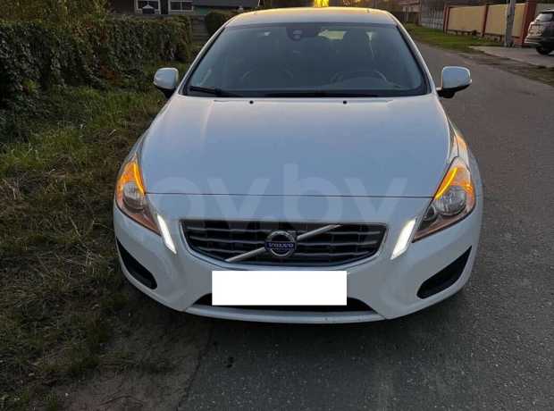 Volvo S60 II