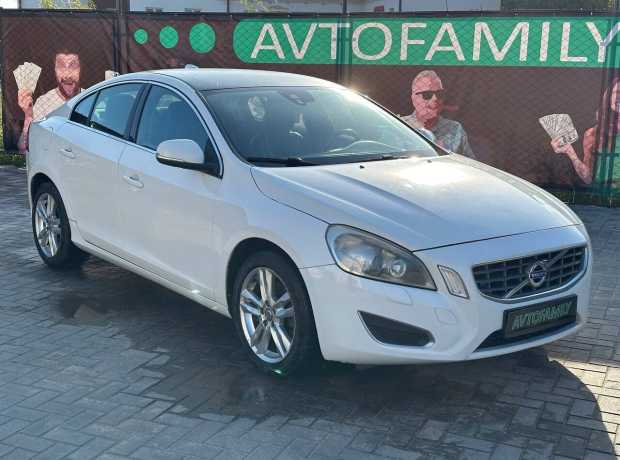 Volvo S60 II