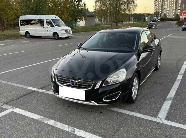 Volvo S60 II