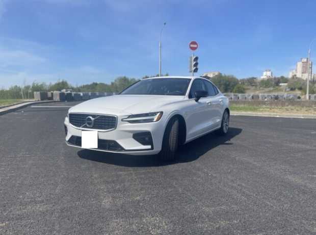 Volvo S60 III, 2021, пробег 92100 км