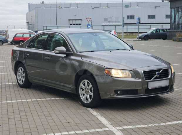 Volvo S80 II