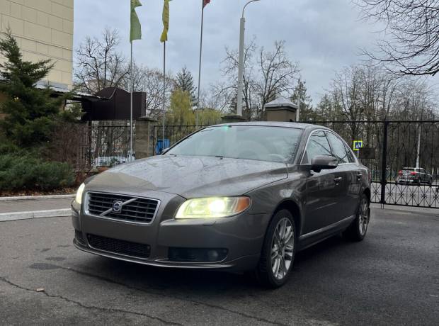 Volvo S80 II