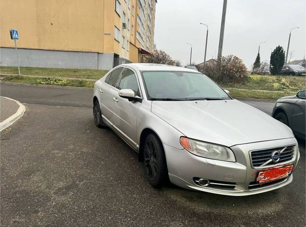 Volvo S80 II