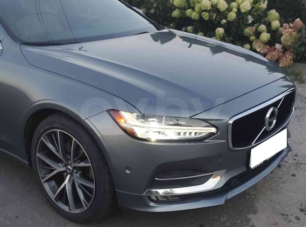 Volvo S90 II