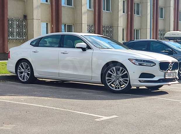 Volvo S90 II