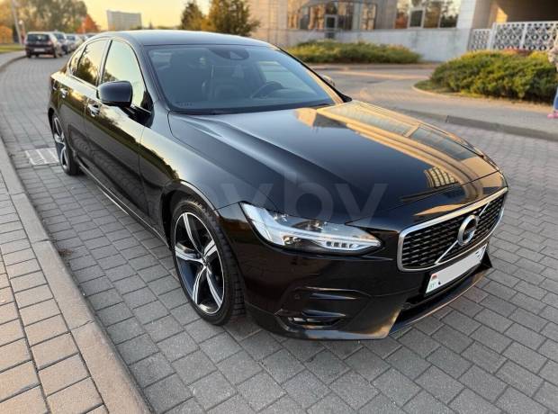 Volvo S90 II