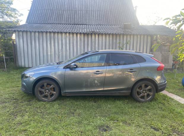 Volvo V40 Cross Country I