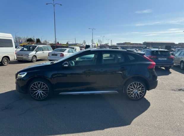 Volvo V40 Cross Country I  Рестайлинг, 2018, пробег 150000 км