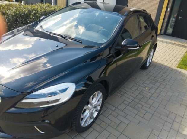 Volvo V40 Cross Country I  Рестайлинг, 2019, пробег 81000 км