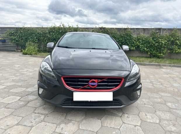 Volvo V40 II, 2015, пробег 353000 км